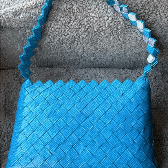 Blue Handmade Woven Shoulder Bag made from Woven Candy Wrappers NWOT - Picture 7 of 10